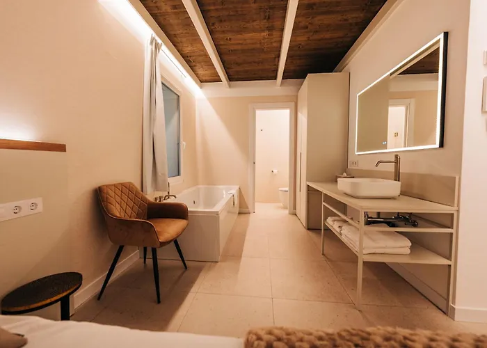 Casa Pelegrí Apart-hotel